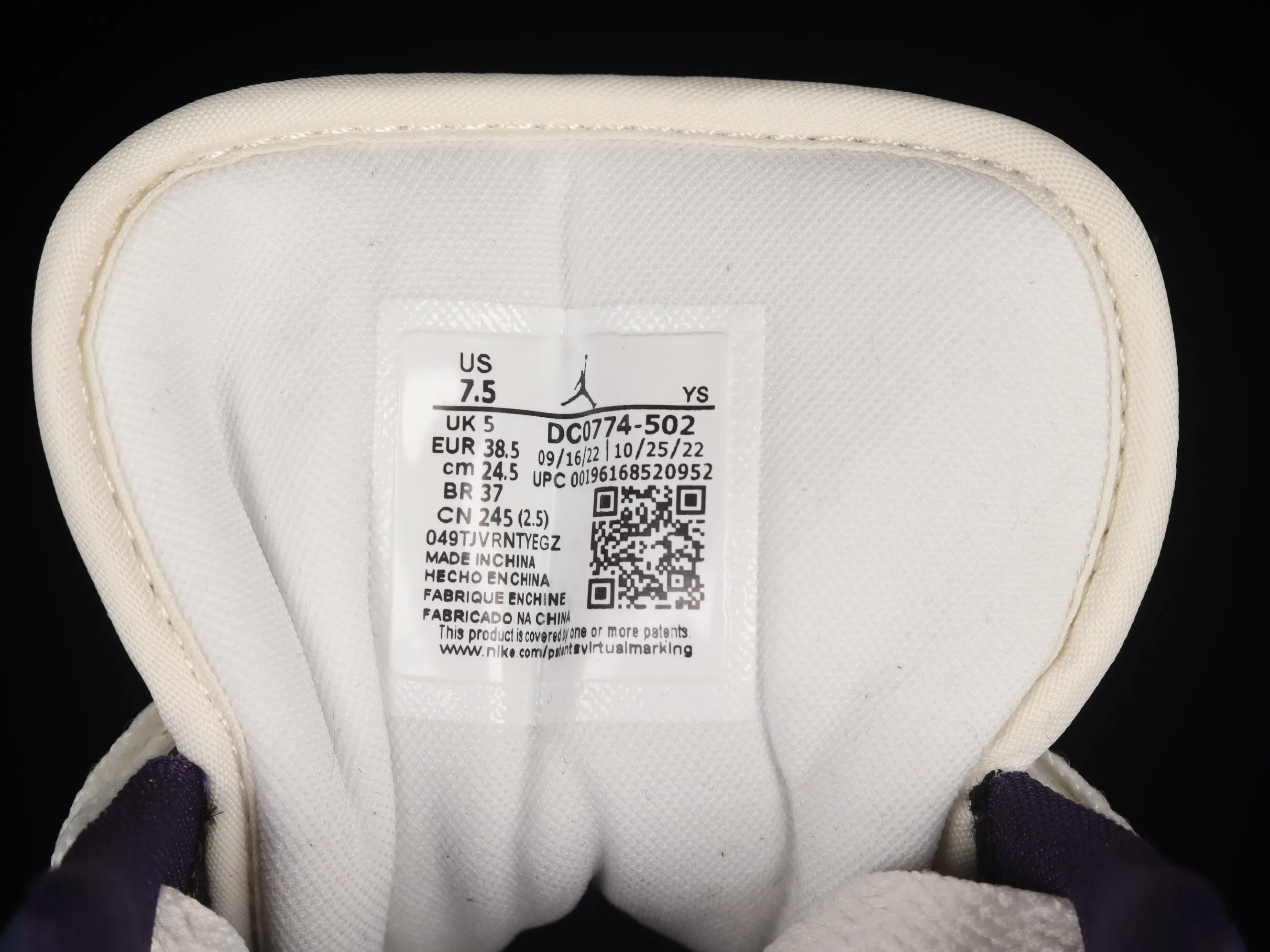 All categories Air Jordan Jordan series basketball shoes Air Jordan 1 Low Z version Air Jordan 1 Low AJ1 Joe 1 white and purple cultural low-top casual sneakers DC0774-502